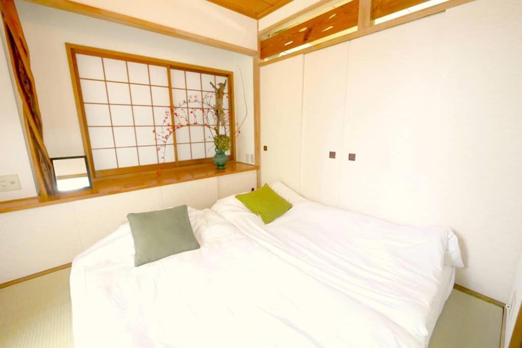 マスク配布ありa5 新宿10分 10人宿泊可能 出張在宅勤務に最適!!宿泊型テレワークスペース!!Wifi完備 回線安定してます!!長期宿泊受付中 Präfektur Tokio Exterior foto